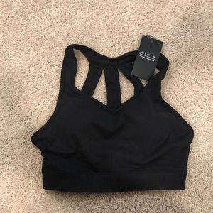 Black sports bra